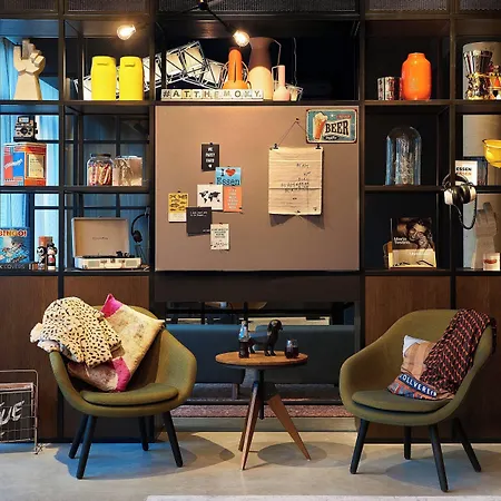 Moxy Essen City-3