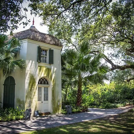 The Inn At Houmas House Estate-2