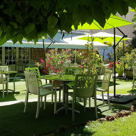 Hotel Le Lion d'Or-3