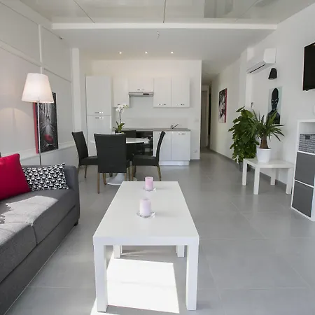 Le Grand Large Bord de Mer Hotel&Appartements-2