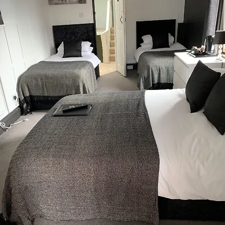 Kingsmere Guest House-3