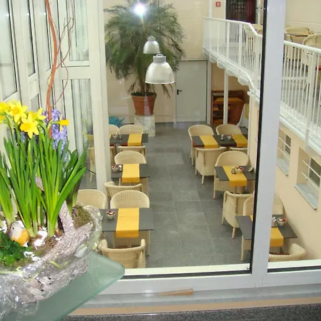 Lindemann Hotel-2