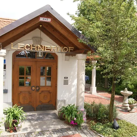 Hotel Lechnerhof Unterfoehring-3