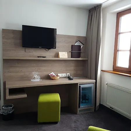 Landhotel Geiselwind-2