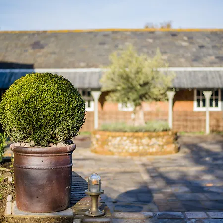 The Lodge Duxford-3