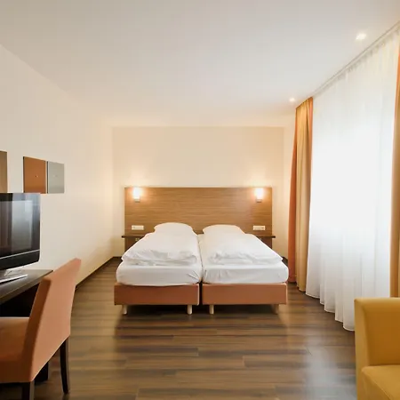 Hotel Silicium-3