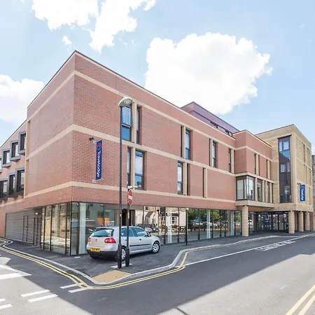 Travelodge Harrogate West Park-3
