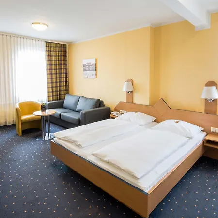 Central Hotel-2