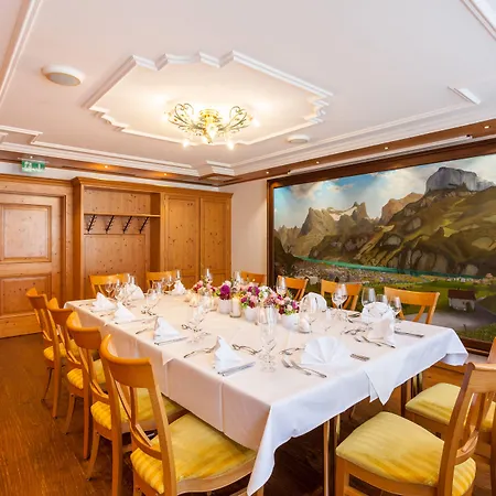 Weisses Roessli Swiss Quality Hotel-2