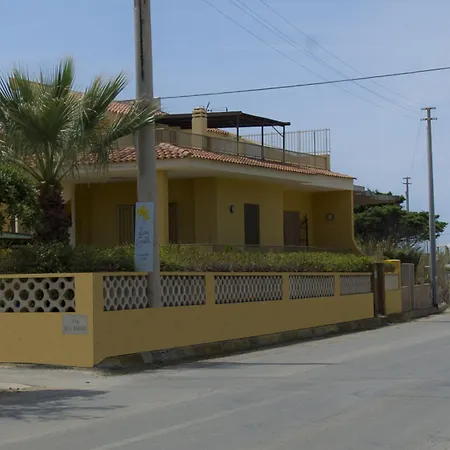 B&B Fiori Gialli Caucana-3
