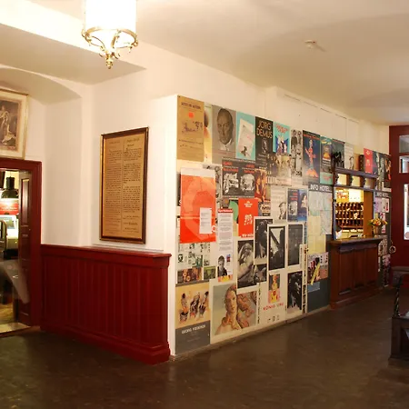 Hotel Orphee - Grosses Haus-3