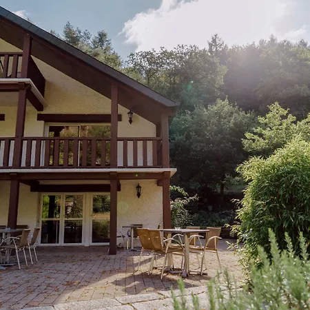 Logis Auberge de Pont Calleck-3