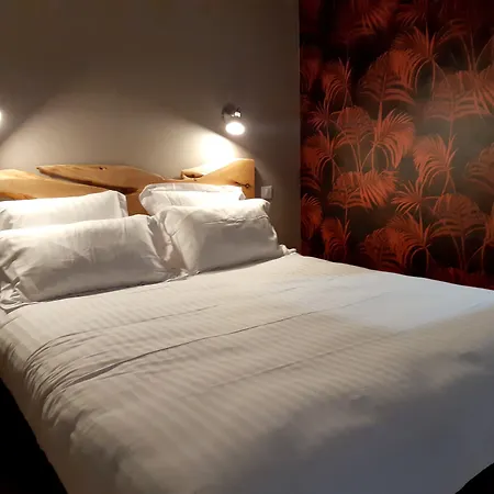 Logis Auberge de Pont Calleck-2
