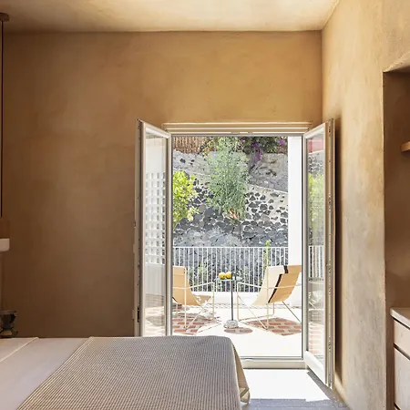 Ethos Vegan Suites Fira, Santorini-3