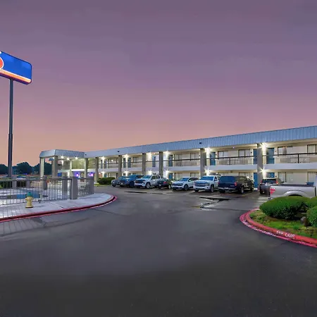Motel 6 Texarkana, Tx-2