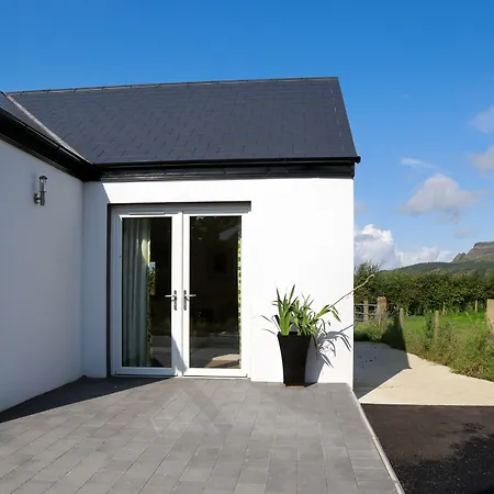 The Willows House & Studios-3