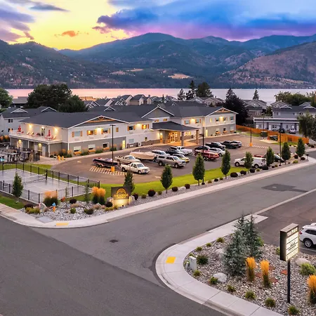 The Lodge Lake Chelan-3