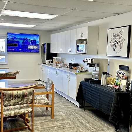Anavada Inn & Suites - Grande Prairie-3