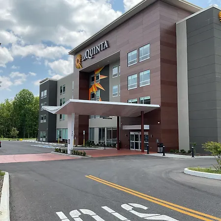 La Quinta Inn & Suites By Wyndham Manchester - Arnold Afb-3