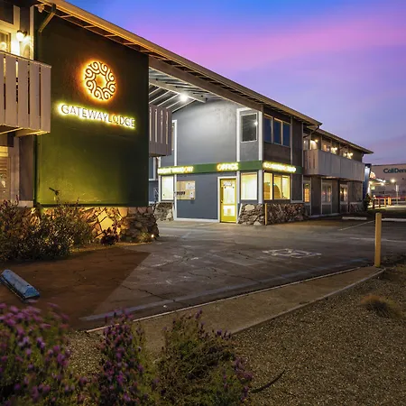 Gateway Lodge-2