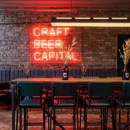 Brewdog Doghouse Edinburgh-2