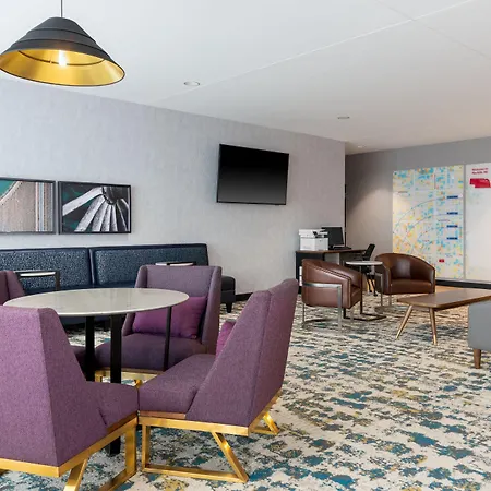 Fairfield By Marriott Inn & Suites Norfolk-2