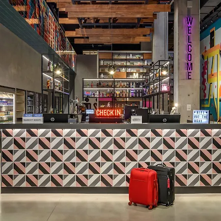 Moxy Lisboa Oriente-3