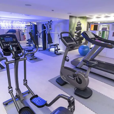 Suites Plaza Hotel & Wellness-2