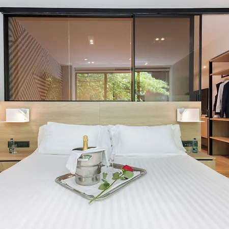 Suites Plaza Hotel & Wellness-2