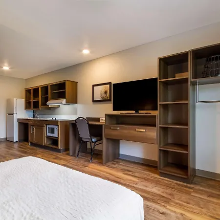 Woodspring Suites Panama City Beach-2