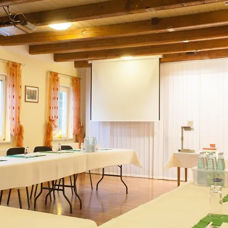 Hotel Garni am Schlosspark-3