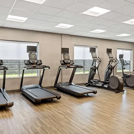 Hampton Inn & Suites Cincinnati West, Oh-3