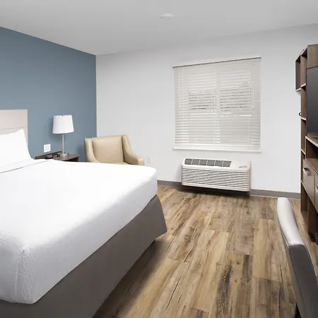 Woodspring Suites Detroit Madison Heights-3