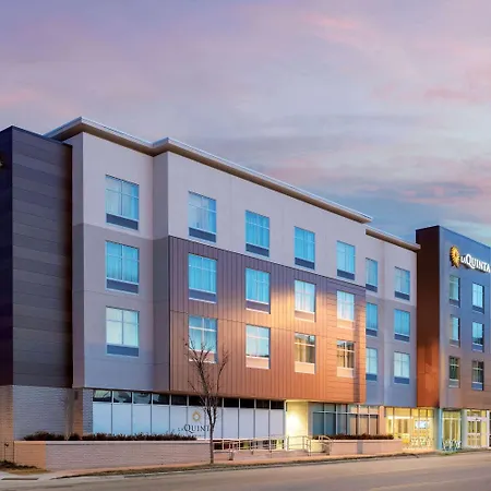 La Quinta Inn & Suites By Wyndham Kansas City Beacon Hill-3