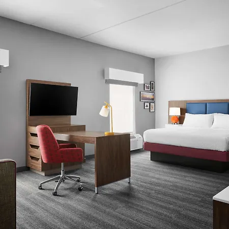 Hampton Inn & Suites Charlotte Steele Creek Road, Nc-3