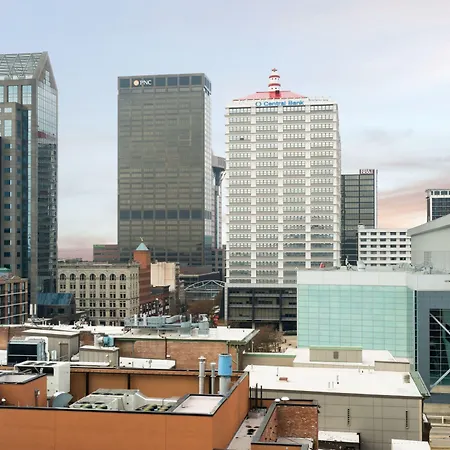 Moxy Louisville Downtown-3