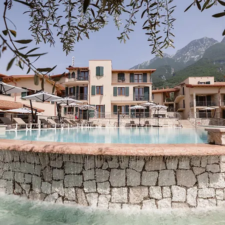 June Stay Lake Garda-2