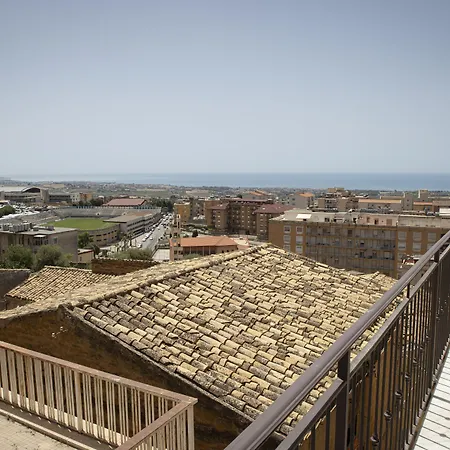 Esseneto Rooms-3