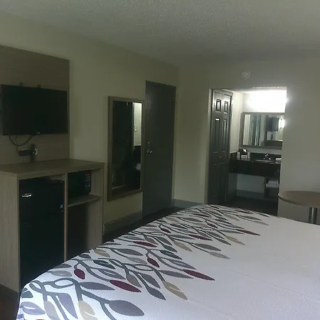 Red Roof Inn Richmond - Airport Sandston-3