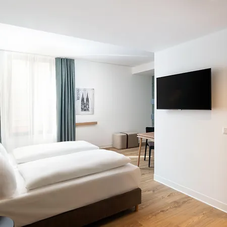 Elaya Hotel Regensburg City Center, Trademark By Wyndham-3