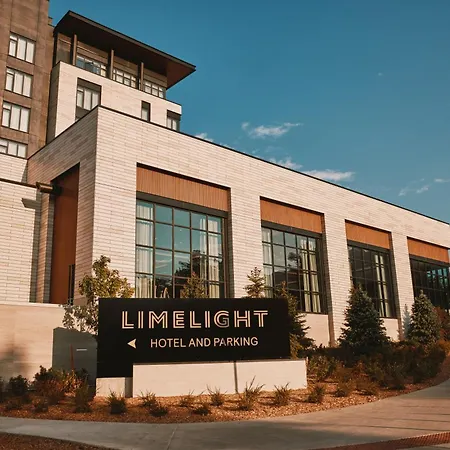 Limelight Boulder-2