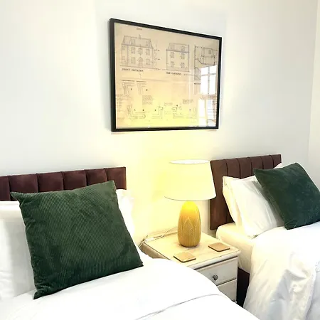 Guest And The City - Group Bookings-3