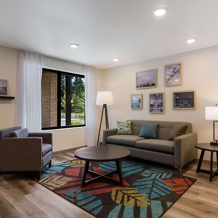 Woodspring Suites Olympia - Lacey-2