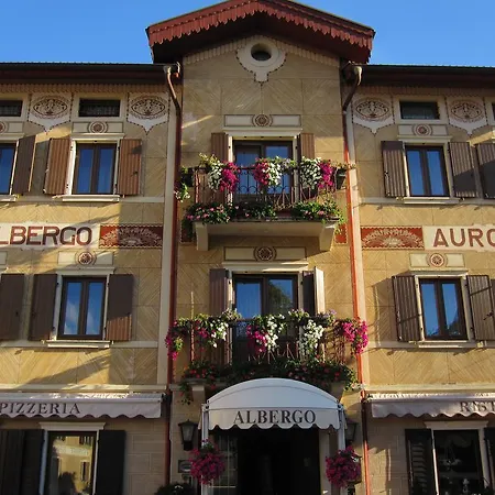 Hotel Aurora-3