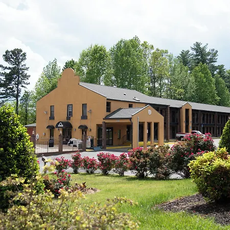Columbus Inn And Suites-3