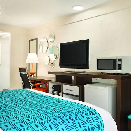 Dover Inn And Suites-2
