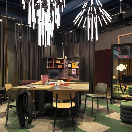 Moxy Oakland Uptown-3