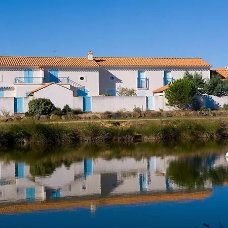 Madame Vacances Les Maisons du Lac-3