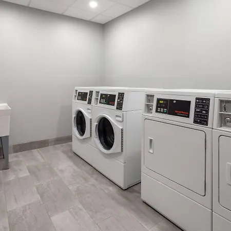 Hawthorn Extended Stay By Wyndham Williston Burlington-2