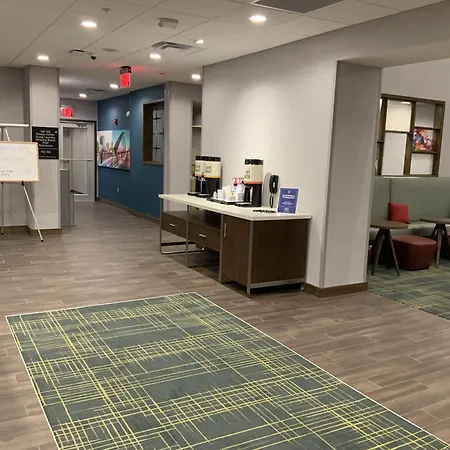 Hampton Inn & Suites Canal Winchester Columbus-2